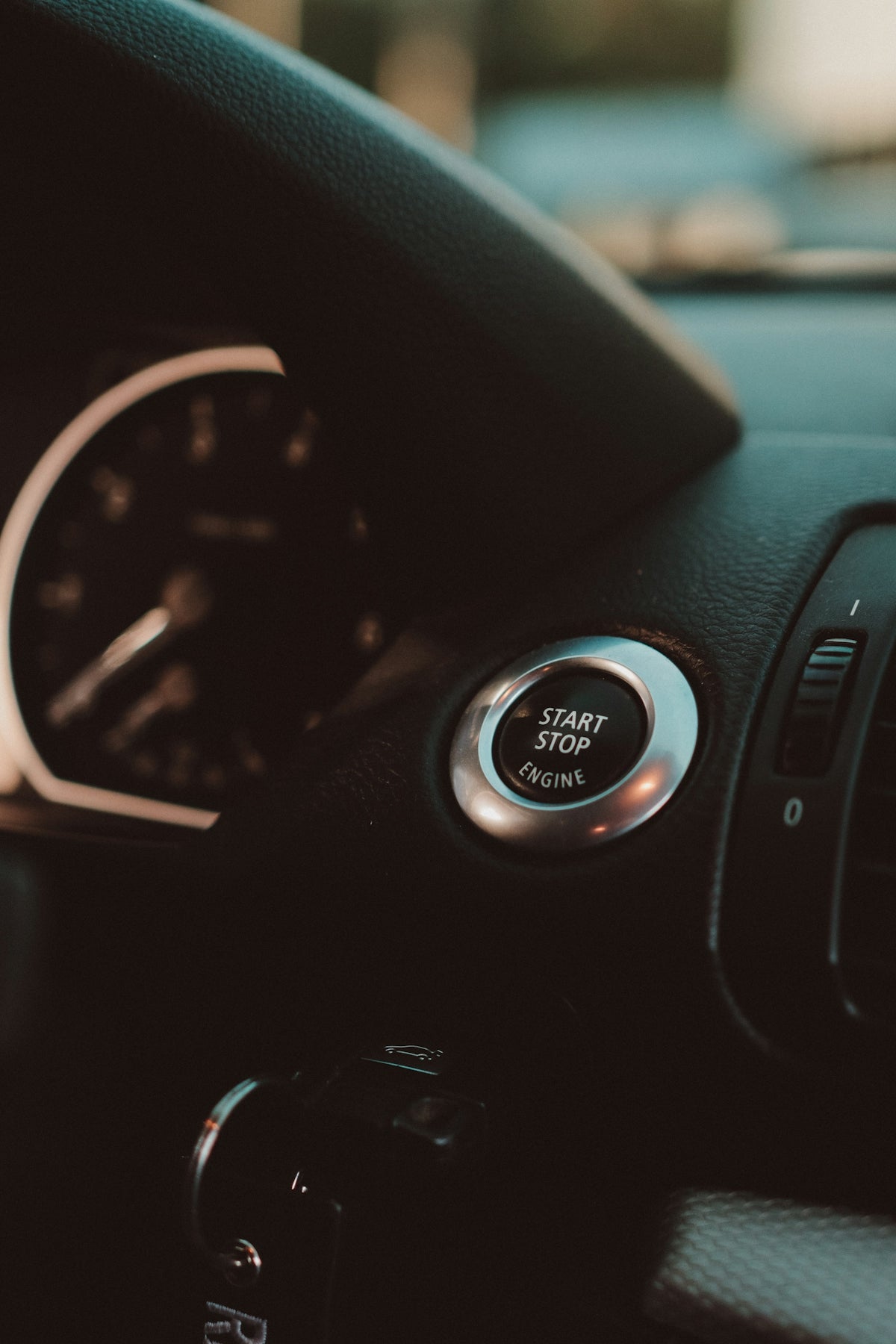 black and silver car steering wheel